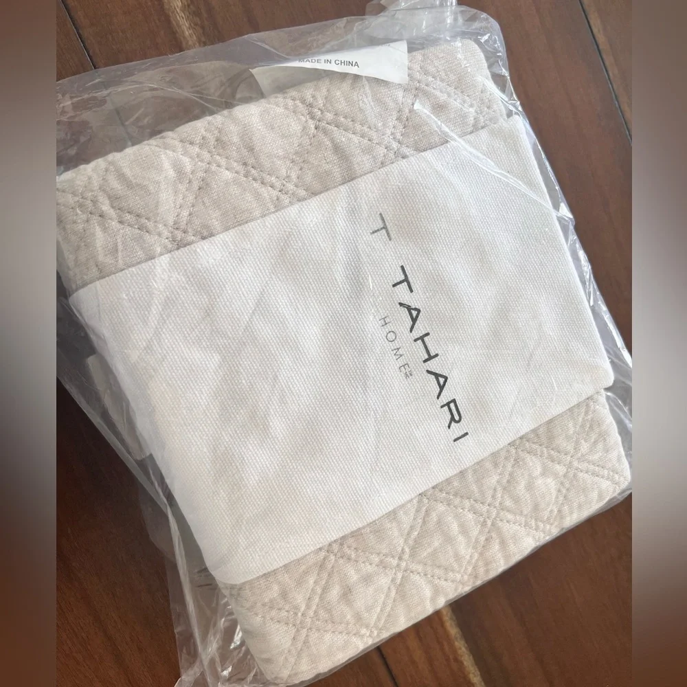 🎉LAST PIECE 🎉 TAHARI HOME 2pk Double Diamond Mel Linen Blend Shams - Picture 3 of 4